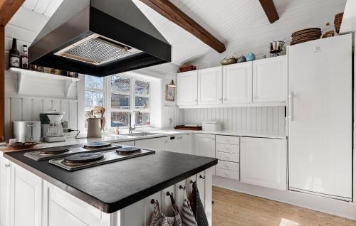 Tisvildeleje Casa | Lovely Home In Tisvildeleje With Sauna