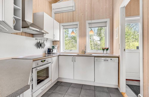 Hov Casa | Preciosa casa en Tranekær con cocina