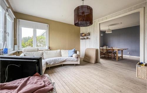 Falkenberg Municipality Casa | Lovely Home In Ullared With Kitchen