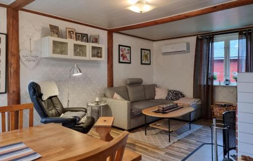 Vargon Casa | Lovely Home In Vänersnäs