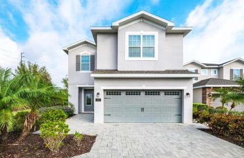 West Kissimmee Casa | Lovely Home Near Disney With Private Pool, Water Park & Resort Access At Encore Resort Reunion - 7423Mr