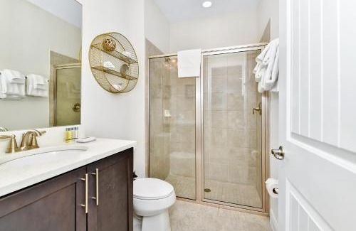 West Kissimmee Casa | Lovely Home Near Disney With Private Pool, Water Park & Resort Access At Encore Resort Reunion - 7423Mr