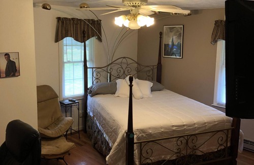 Weaverville Otro | Lovely home on 136acre, 13 Miles from North Asheville. 6 miles from BR Parkway