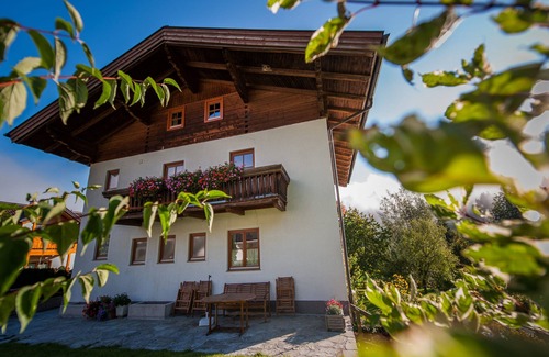 Forstau Apartamento | Lovely home with views of the ski slope