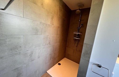 Heers Apartamento | Lovely house in Heers with 2 bedrooms