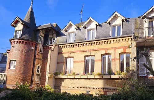 Deauville City Centre Casa | Lovely house in the heart of Deauville "Villa Bon Accueil