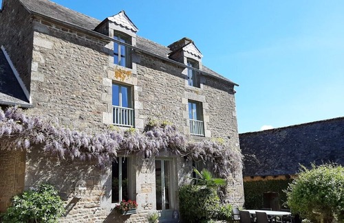 Saint-Helen Casa | La casa rural en Saint-Hélen posee 3 dormitorio(s) y capacidad para 6 personas