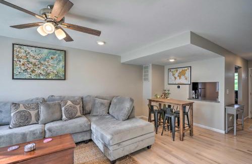 Iowa City Casa | Lovely Iowa City Townhome about 3 Mi to Dtwn!