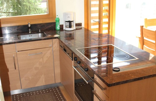 Klosters Platz Apartamento | Lovely Klosters home in heart of the village