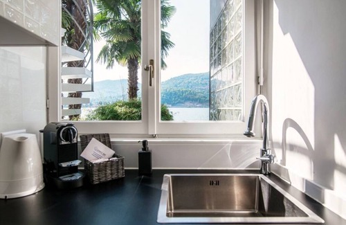 Collina d'Oro Apartamento | Dúplex Frente al Lago con Muelle Privado (BELLARIVA LAKE VIEW)