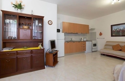 La Pietraia Apartamento | Precioso apartamento grande, cerca de Lido playa y el casco antiguo con wifi y aire acondicionado