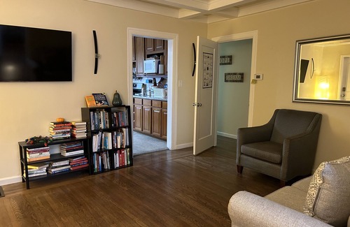 East Palo Alto Casa | Lovely large bedroom in East Palo Alto midst of SiliconValley, close to Stanford
