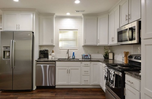 Independence Casa | ⭐LOVELY LARGE HISTORIC REMODELED HOME⭐ Unit B