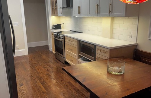Buck Hill Falls Casa | Encantadora casa grande en comunidad tranquila con servicios cercanos