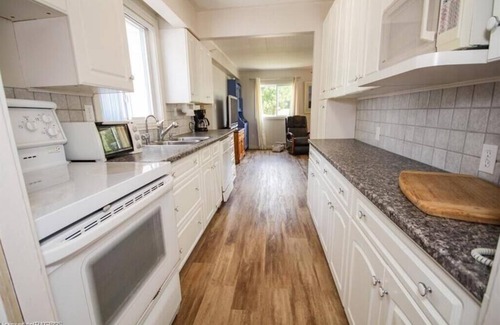 South Bruce Peninsula Cabaña | Lovely Little Cottage