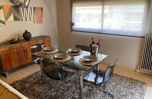 Kalamaria Apartamento | Lovely Luxurious Modern Apartment in Thessaloniki