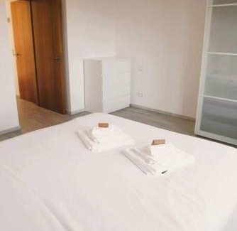Kirchberg Apartamento | Lovely Modern 1 BR apartment