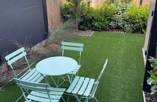 Upper Riccarton Casa | Lovely Mohua Sanctuary