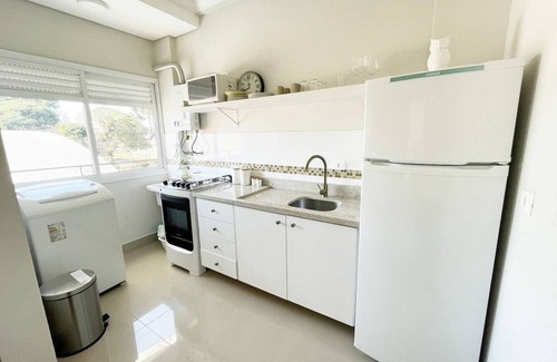 Campina do Siqueira Apartamento | Hermoso apartamento nuevo en Parque Barigui con garaje