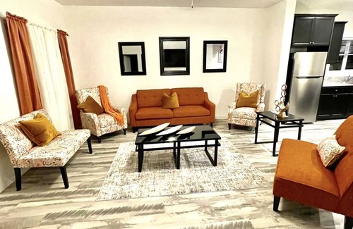 Pumpkin Center Casa | Lovely new model home