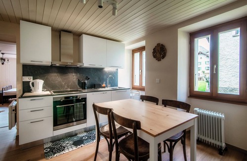 Osco Apartamento | Lovely one-bedroom apartment in typical mountain house (CHIÈRA)
