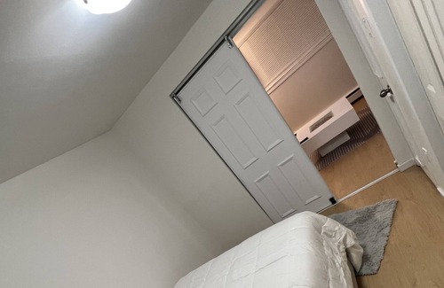 Fredericton Apartamento | Lovely one-bedroom unit with free parking