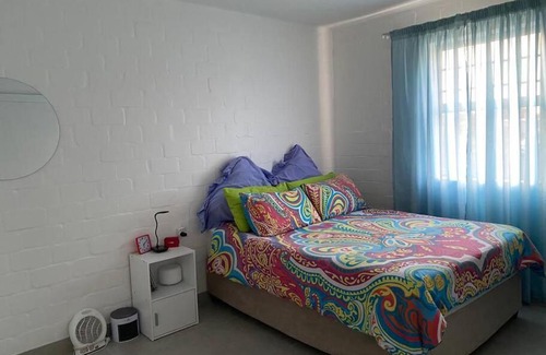 Cape Town Apartamento | Lovely one bedroom Milnerton