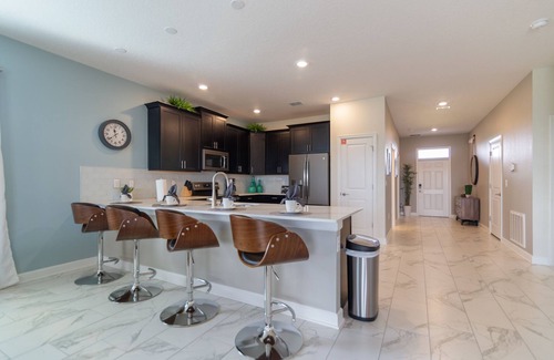 Davenport Condominio | Lovely Pool Home with Spa and Game Room-1620MC