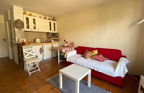 Saint-Jean-Cap-Ferrat Apartamento | LOVELY, QUIET STUDIO - BALCONY WITH SEA VIEW