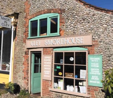 Cley next the Sea Casa | Lovely quiet cottage Sleeps 4 adults, 4 children, Dog Friendly