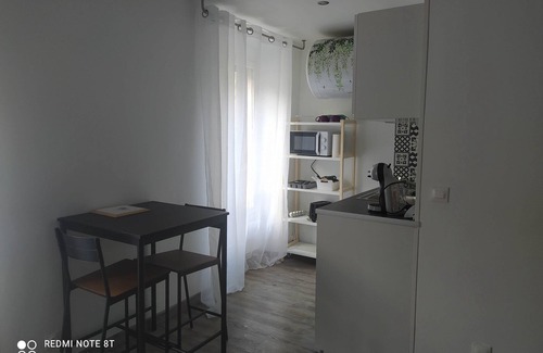 Vaulnaveys-le-Haut Apartamento | Lovely renovated studio in the heart of Uriage