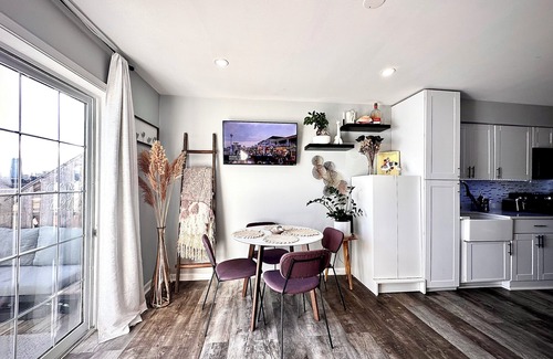 North Ocean City Condominio | Lovely Renovated 2-Level Condo + Pool + Steps to the Beach!