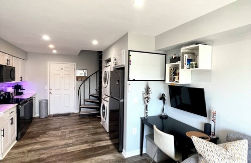 North Ocean City Condominio | Lovely Renovated 2-Level Condo + Pool + Steps to the Beach!