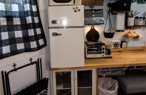 Savannah Apartamento | Lovely retro island studio
