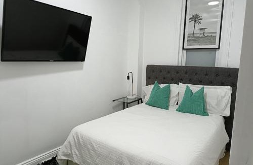 Sydenham Casa | Lovely Room 1Min Walk to Station with 55Inch TV