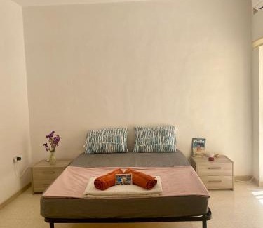 Tal-Ghoqod Casa | Lovely room, in shared house perfect location
