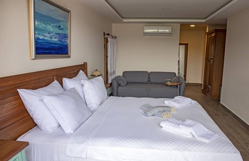 Selimiye Cama Y Desayuno | Lovely Room with Mesmerizing View in Selimiye