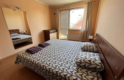Sofia Apartamento | Lovely spacious 3BR just outside of city centre