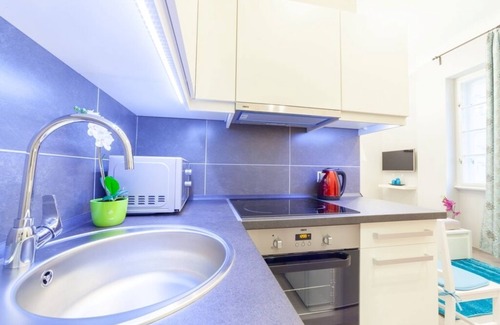 Palace District Apartamento | Lovely Studio in City Center Gozsdu Yard