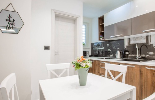 Zemun Apartamento | Precioso estudio en el corazón de Zemun: parte bohemia e histórica de Belgrado.