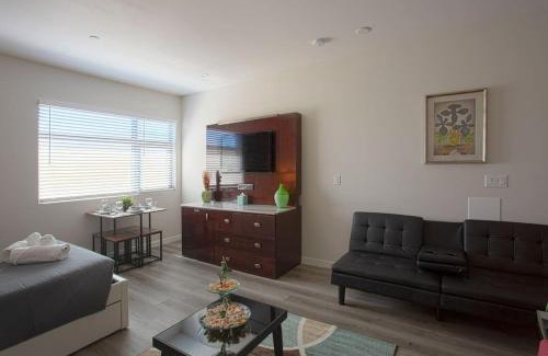Bankers Hill Apartamento | Lovely Studio w Full Kitchen in Heart of San Diego