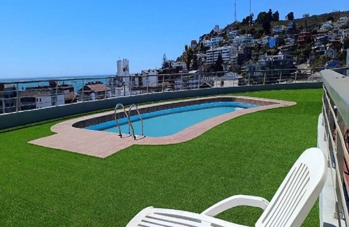 Renaca Apartamento | Precioso estudio WiFi Pasos de Reñaca beach. ¡Vista al mar desde la azotea!