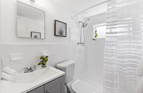 Lake Ridge Apartamento | Lovely Studio with Great Location + Free Parking