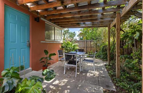 Lake Ridge Apartamento | Lovely Studio with Great Location + Free Parking