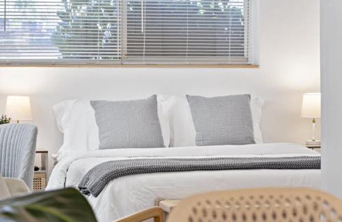 Lake Ridge Apartamento | Lovely Studio with Great Location + Free Parking