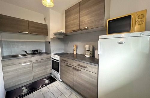 Gradignan Apartamento | Lovely studio with balcony