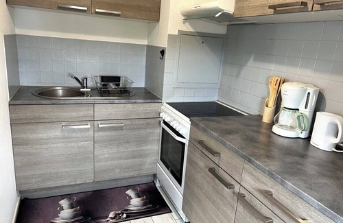 Gradignan Apartamento | Lovely studio with balcony