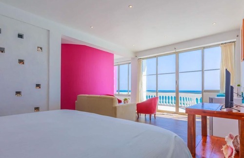Centro - Supmza 001 Hotel | Villa Elena - Propiedad entera