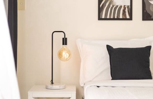 Sunnybank Casa | Lovely tiny home at Sunnybank CBD Street Parking