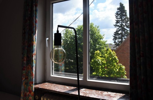 Gram Apartamento | Lovely Town Apartment - Sleeps 5, Parking & Garden